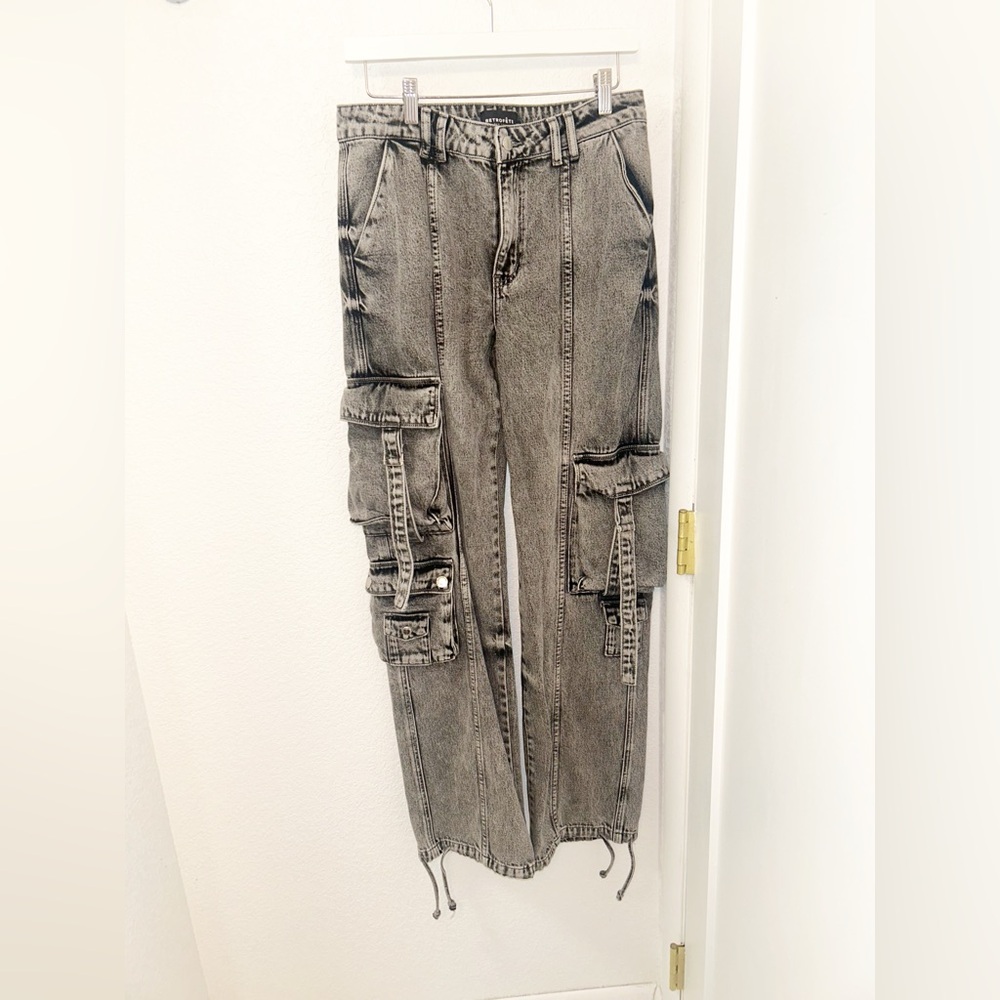 RETROFÊTE The Alejandra Straight Leg Cargo Jeans Phoenix Acid Wash Black SZ: 25